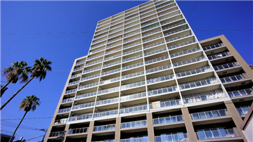 マンション外観/南東側より撮影