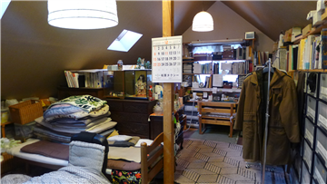 3階洋室(南東方向を撮影)