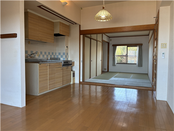 LDKと和室は襖を開けて一体利用可能です