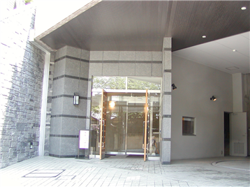 ＭＢ東山・玄関