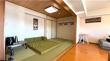 和室（押入方向を撮影）