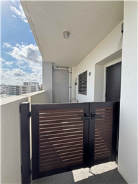 玄関・ポーチ/共用廊下から撮影