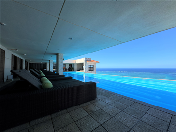 インフィニティプール(アネックス棟12F)