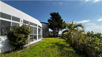 庭（北東方向を撮影）