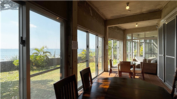 サンルーム（南西方向を撮影）