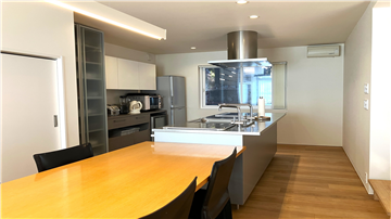 ダイニングキッチン／北方向を撮影