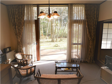 カウンターテーブル付きのダイニングです