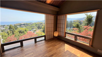 約8.7畳の洋室1／入口方向から撮影