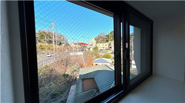 各お部屋防音・断熱効果のある2重窓です
