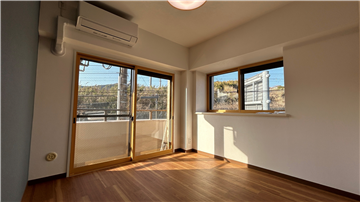 洋室1(北側を撮影)