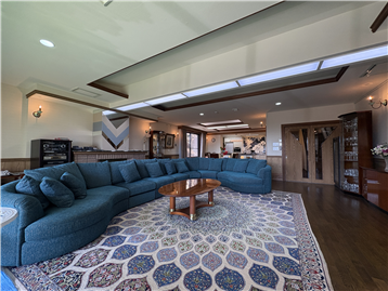 約53.6畳のLDK(キッチン方向を撮影)