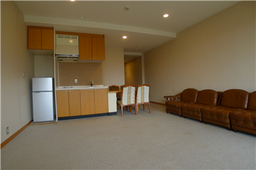 ＬＤＫ（キッチン方向を撮影）