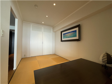 和室(LDKから撮影)