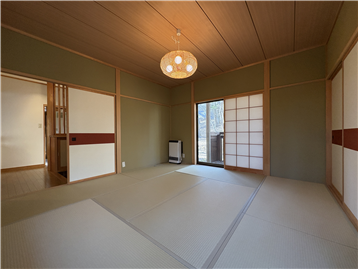 和室２／北西方向を撮影（リフォーム・補修等前）