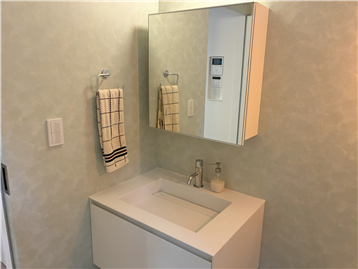 洗面台／トイレ２内