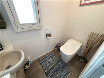 手洗い器付きトイレ