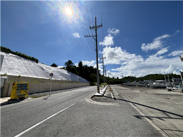 前面道路／東側から西側を撮影