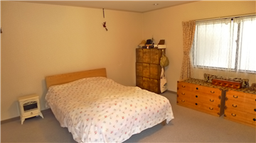 洋室(居室入口から撮影)