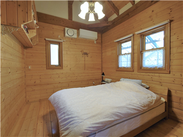 洋室2を居室入口側より