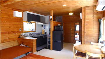 リビング（キッチン方向を撮影）