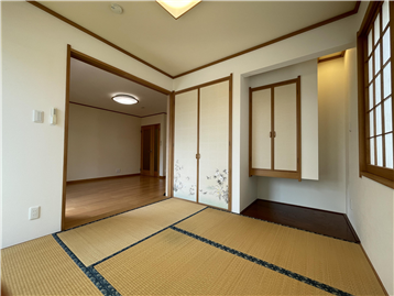 和室（入口方向を撮影）