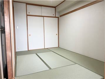 和室(LDKから撮影)