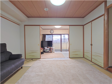 和室と洋室1をキッチン側より