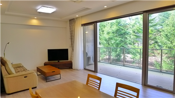 LDK（キッチン側から撮影）