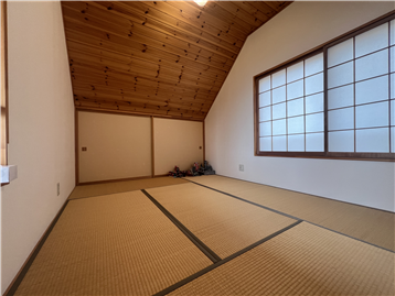 和室（押入方向を撮影）