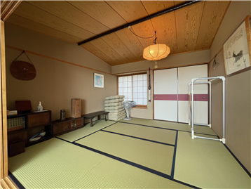 和室1／押入方向を撮影