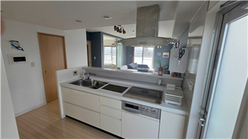 LDK／キッチン側から撮影