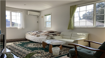 洋室1(入口より撮影)