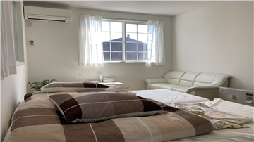 洋室2(物入側より撮影)