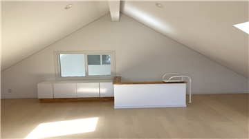 南側小屋裏収納(南側より撮影)