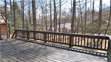 デッキからの景色(南東側を撮影)