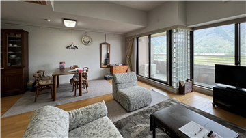 LDK（バルコニー方向を撮影）