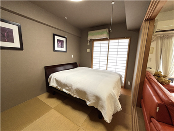 和室（バルコニー方向を撮影）