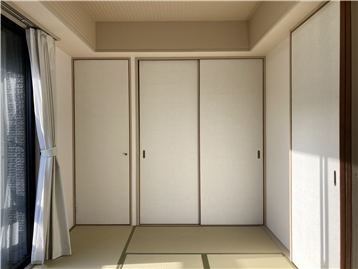 和室押入れ方向を撮影