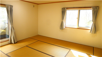 和室（入口より撮影）