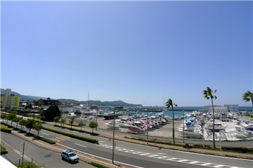 バルコニーから南西方向を撮影