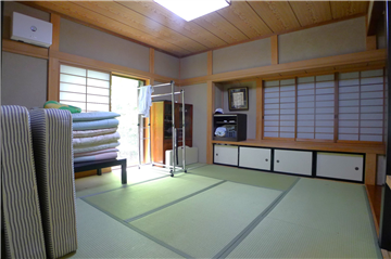 和室(入口から撮影)