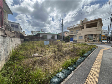 敷地東方向より撮影