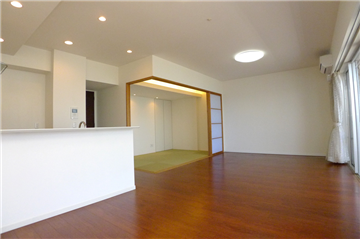 LDK(和室方向を撮影)