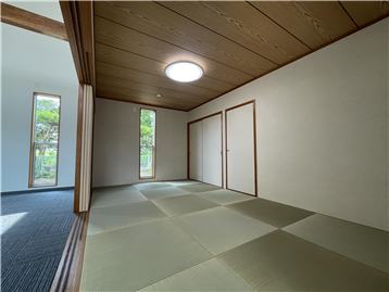 和室1(壁クロス貼替え済/北方向を撮影)
