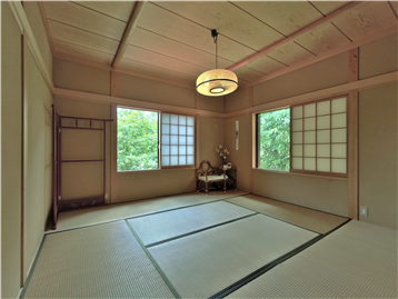 和室2を居室入口側より