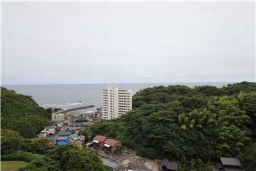 バルコニーから太平洋を望みます。/南方向を撮影