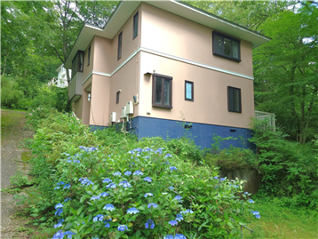 建物外観を北西側より