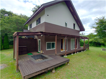 建物外観を北西側より