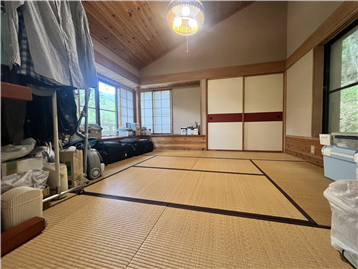 約8.0畳の和室1/北西方向を撮影