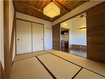 和室はLDKと隣接しています。※リフォーム・補修等前